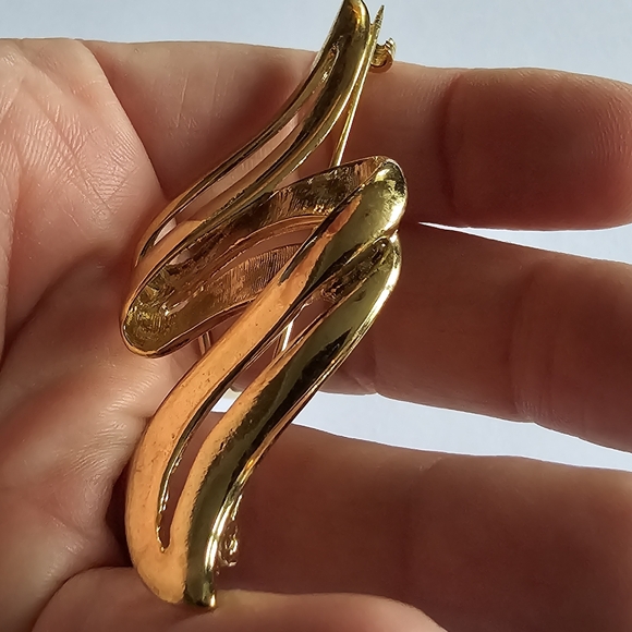 Vintage ribbon brooch gold tone pin zigzag zig zag squiggle - Picture 7 of 7